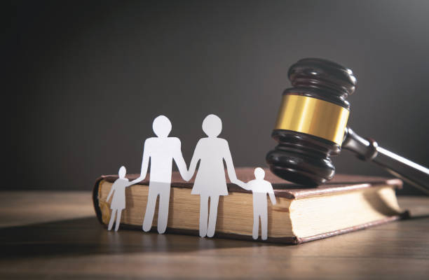 paper-cut-family-judge-gavel-and